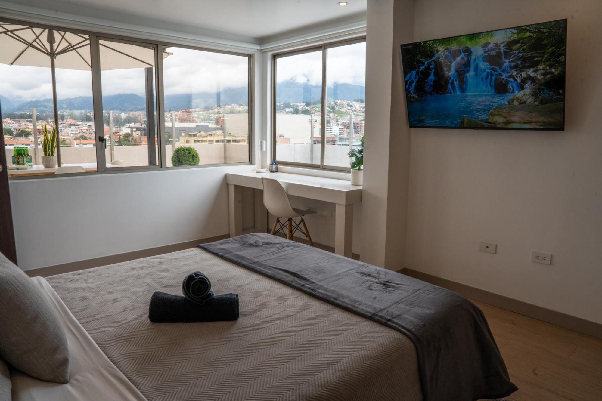 Spectacular Flat,3 Bedrooms, Central, Terrace, Free Parking Cuenca Exterior foto