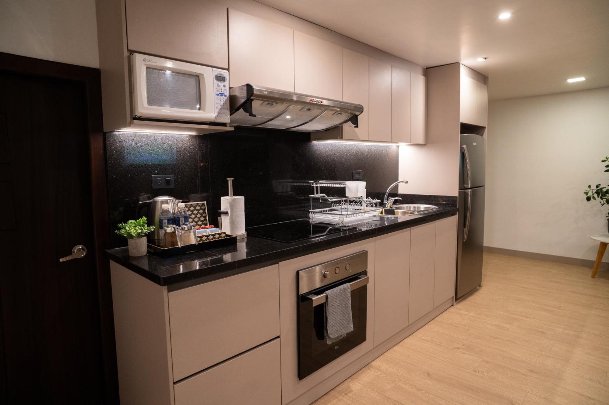 Spectacular Flat,3 Bedrooms, Central, Terrace, Free Parking Cuenca Exterior foto