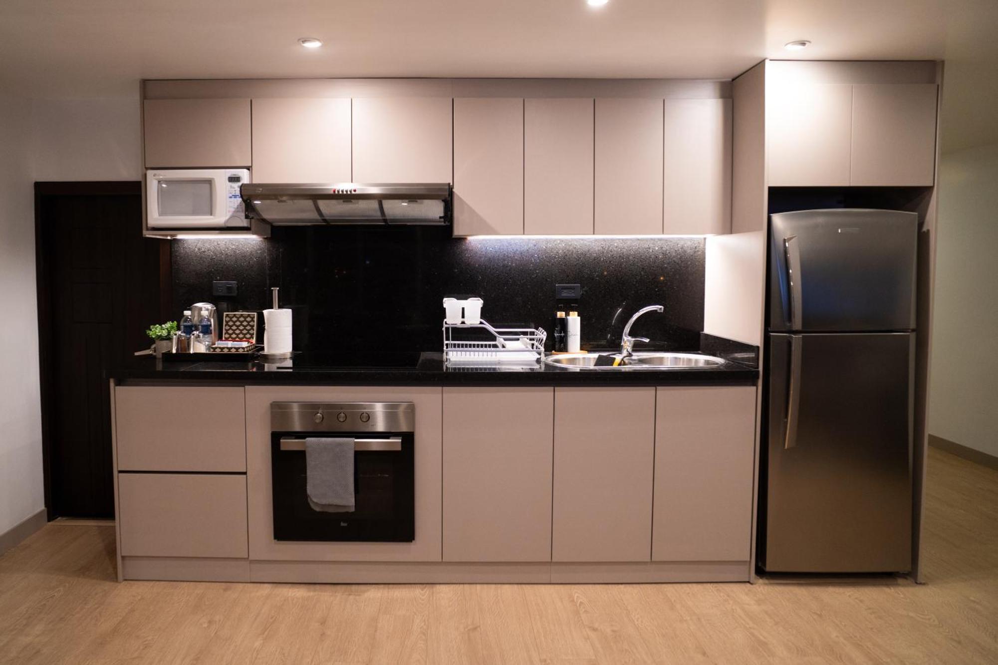 Spectacular Flat,3 Bedrooms, Central, Terrace, Free Parking Cuenca Exterior foto